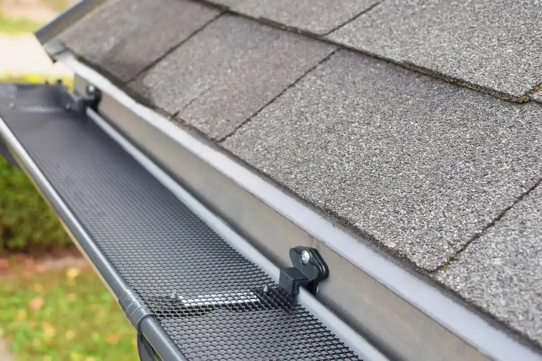 Reliable Gutter Cleaning